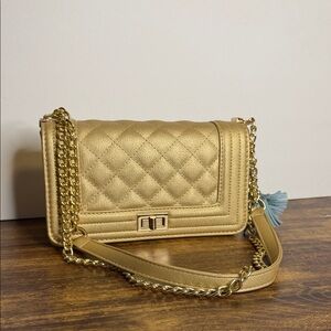 Elegant Gold Quilted Chain Shoulder Bag